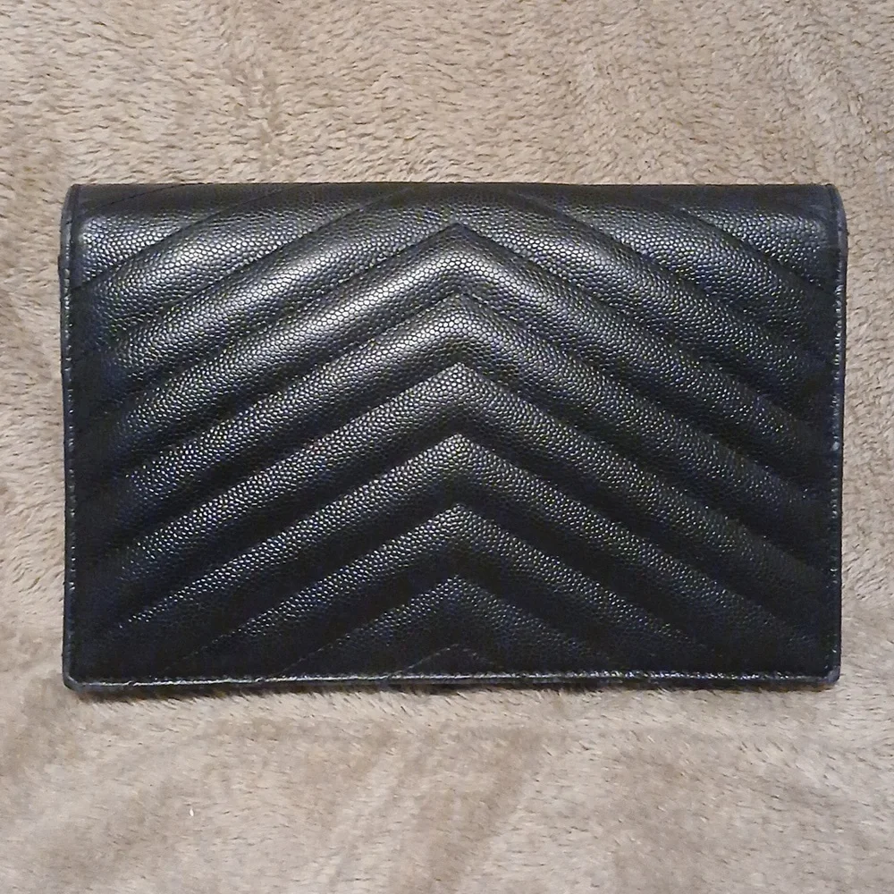 💯% Authentic YSL Envelope Wallet (no chain) - Picture 2 of 16